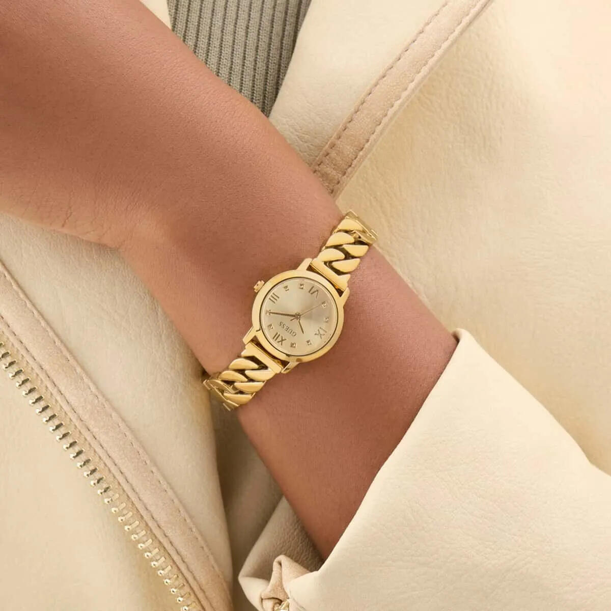 Guess Saat Kadın GUGW0867L2