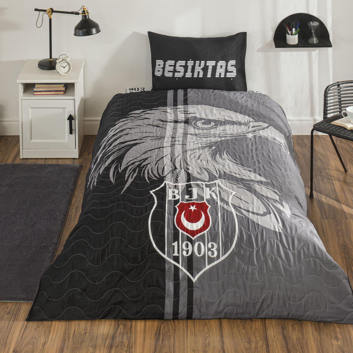 Taç Complete Set Tk Lisanslı Beşiktaş Taraftar