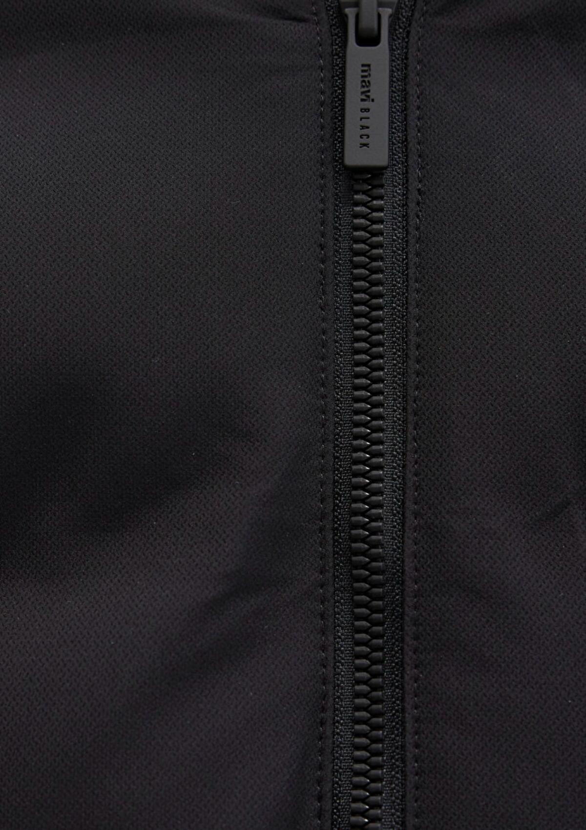 Mavi Mont M0110652-71379 Siyah