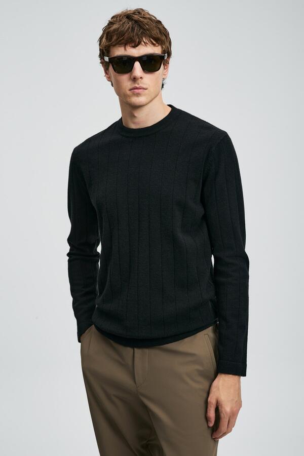 Lufıan Erkek Kazak Kent 112090155 Siyah