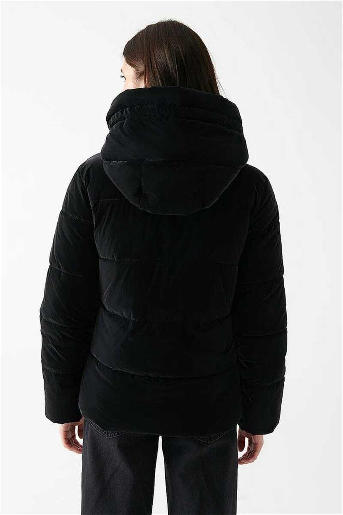 Mavi Mont M1110043-900 Siyah