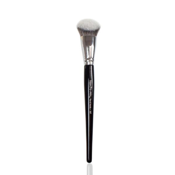 Nascita Pro Plus Acılı Fondöten Fırçası NASBRUSH0287