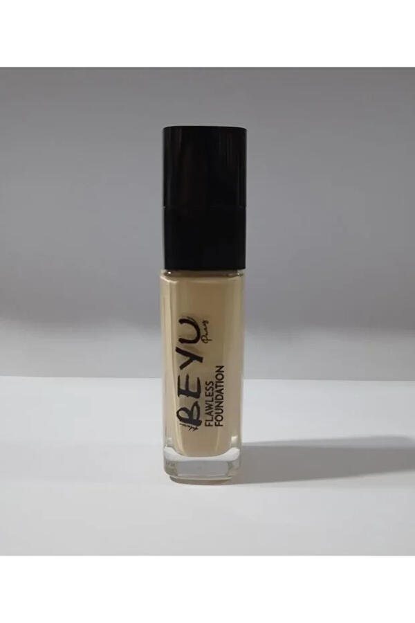 Beyu Deluxe Fondöten Flawless No:17