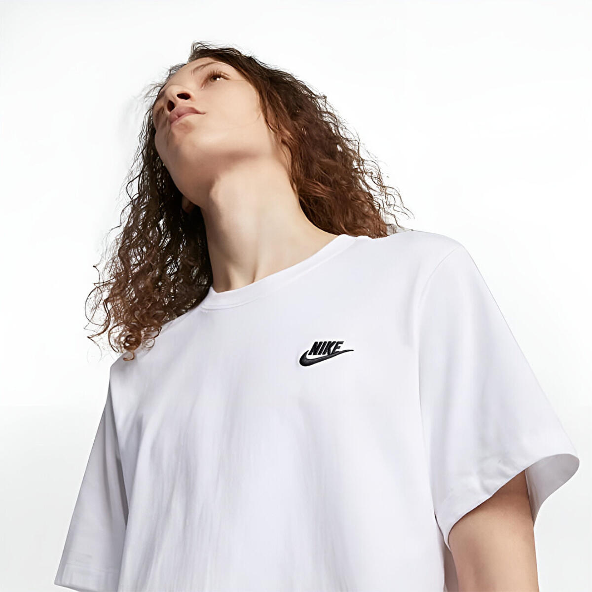 Nike Sportswear Club T-Shirt AR4997-101 Beyaz