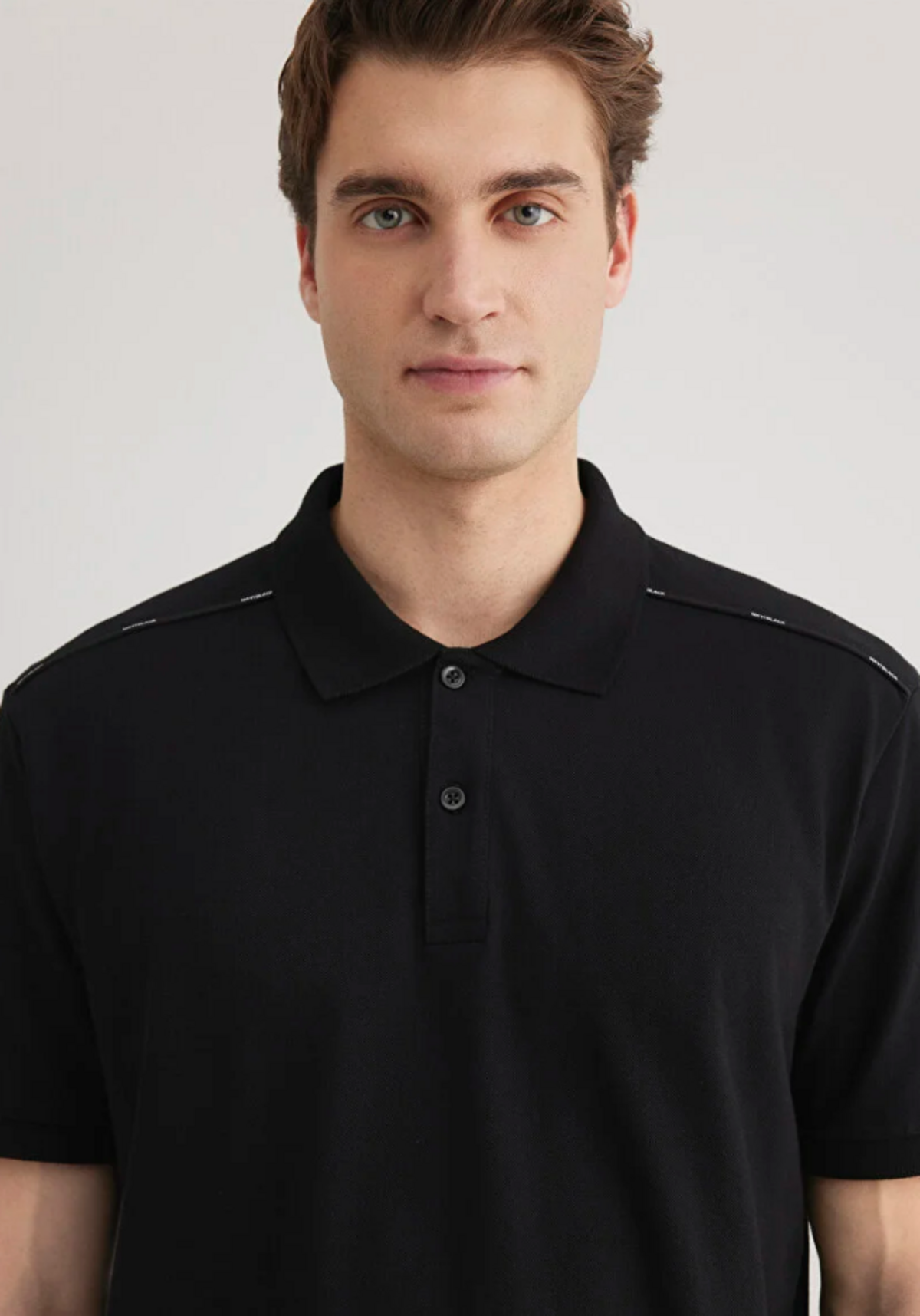 Mavi Tişört M0612530-900 Siyah