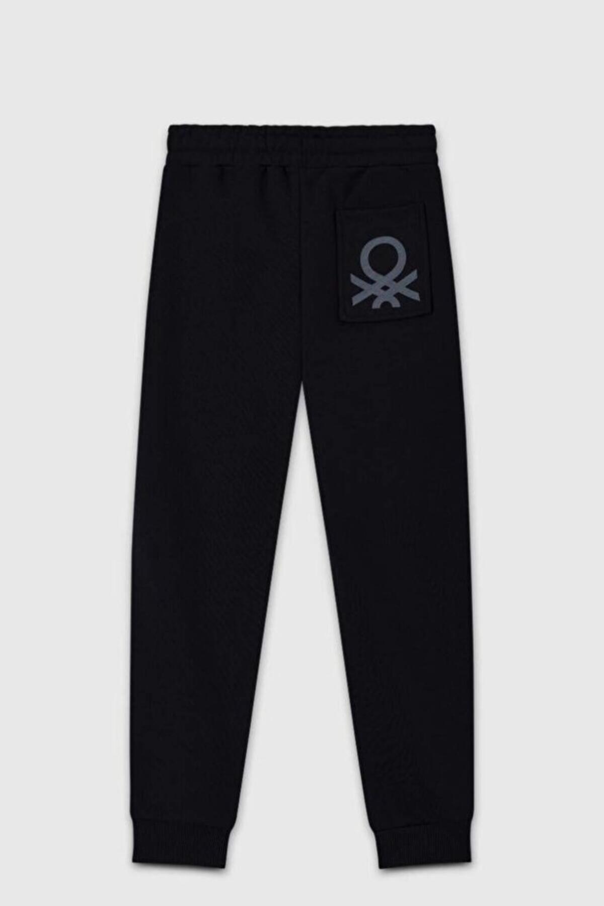 Benetton Eşofman Altı Erkek Çocuk BNT-B23336 26061 Siyah Benetton Eşofman Altı Erkek Çocuk BNT-B23336 26061 Siyah