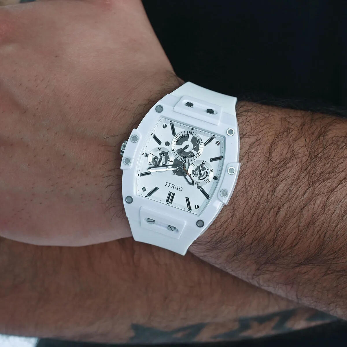 Guess Saat Erkek GUGW0203G2