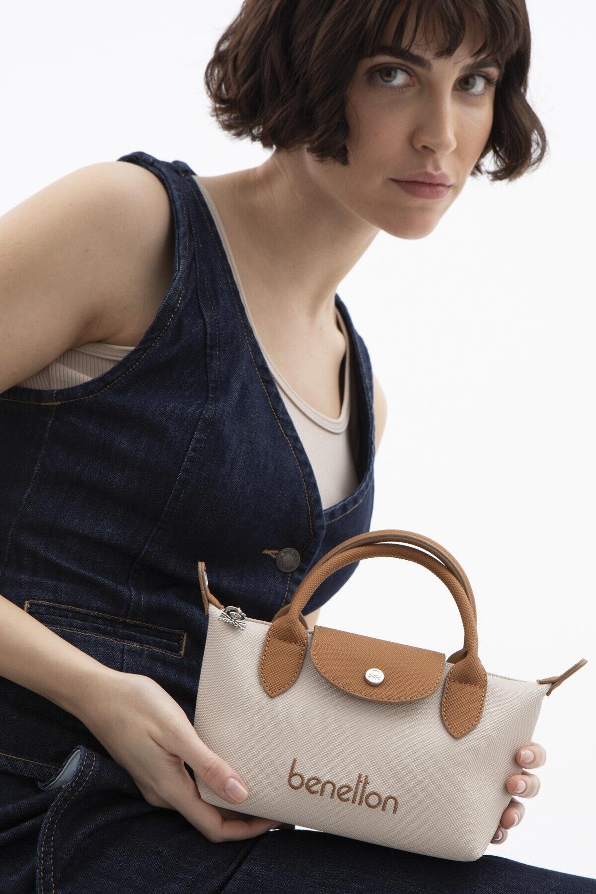 United Colors Of Benetton Kadın Çapraz Çanta BNT_1601 Bej-Camel United Colors Of Benetton Kadın Çapraz Çanta BNT_1601 Bej-Camel