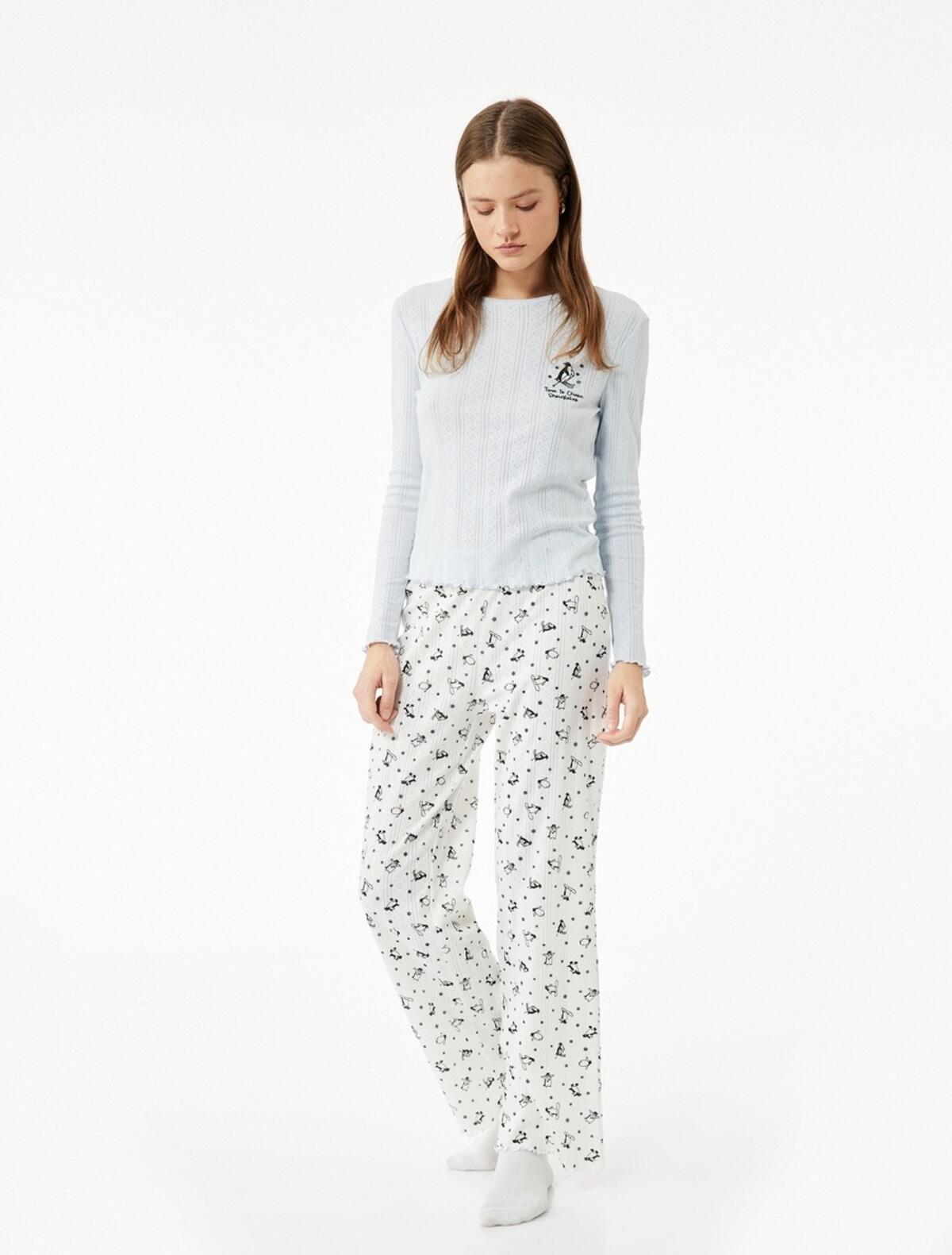 Koton Pijama Takımı 6WLK40155MK Ekru Desenli