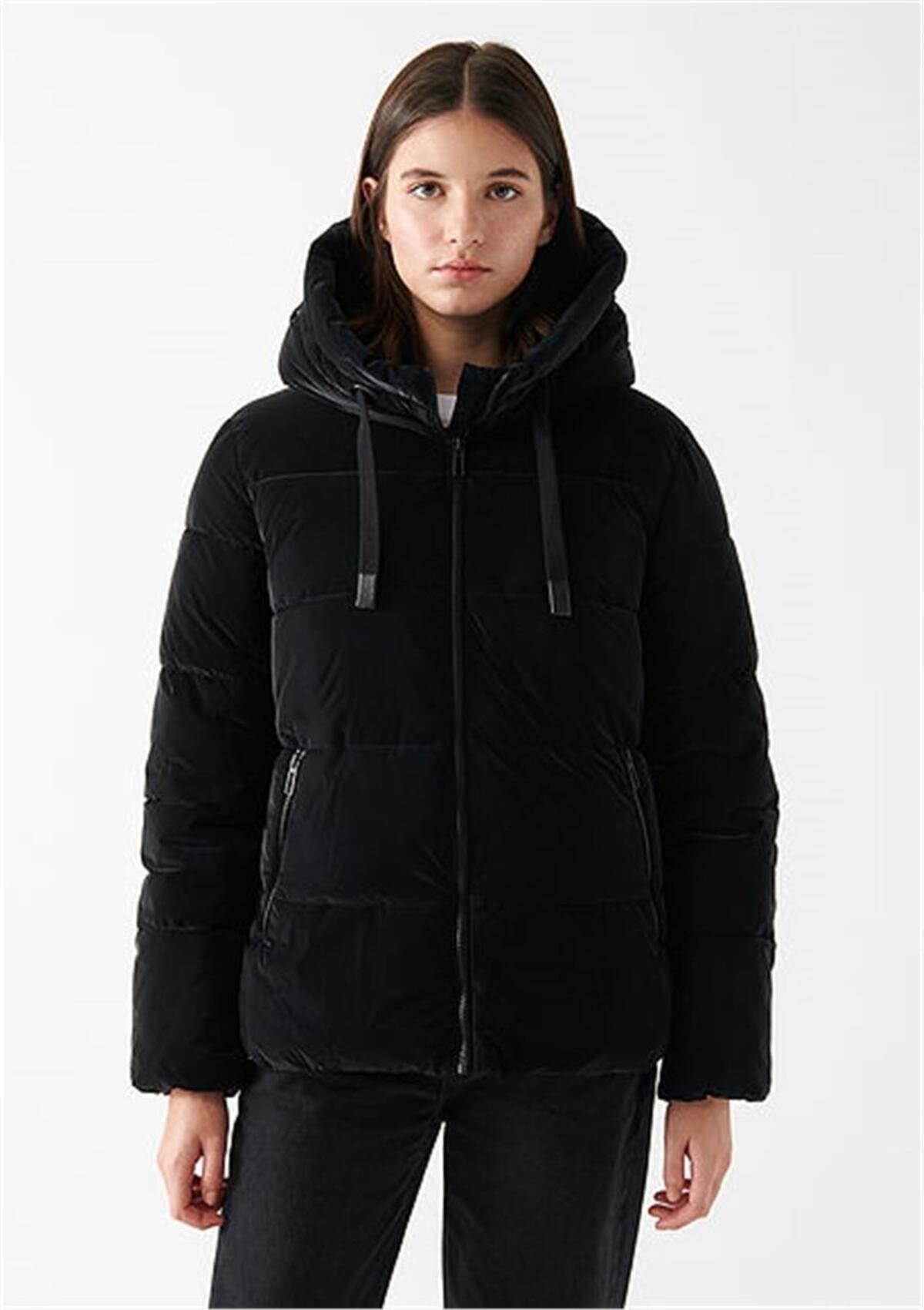 Mavi Mont M1110043-900 Siyah