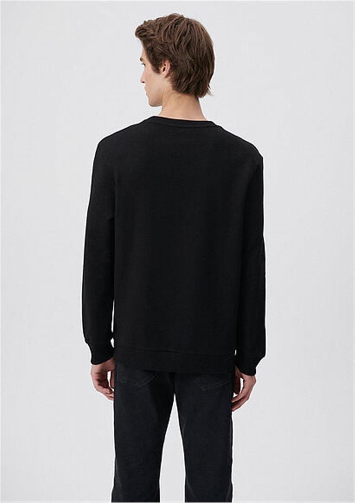 Mavi Sweatshirt M066303-900 Siyah