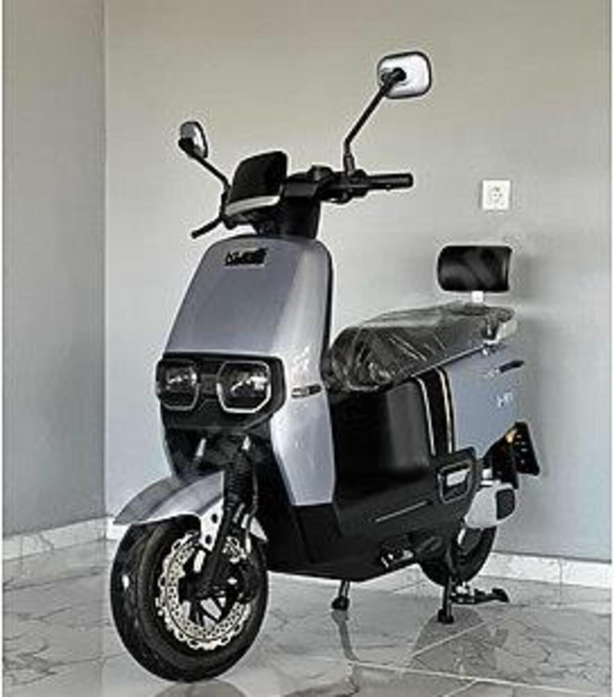 Kuba Elektrikli Motosiklet Gree 08 Gri (Gümüş)