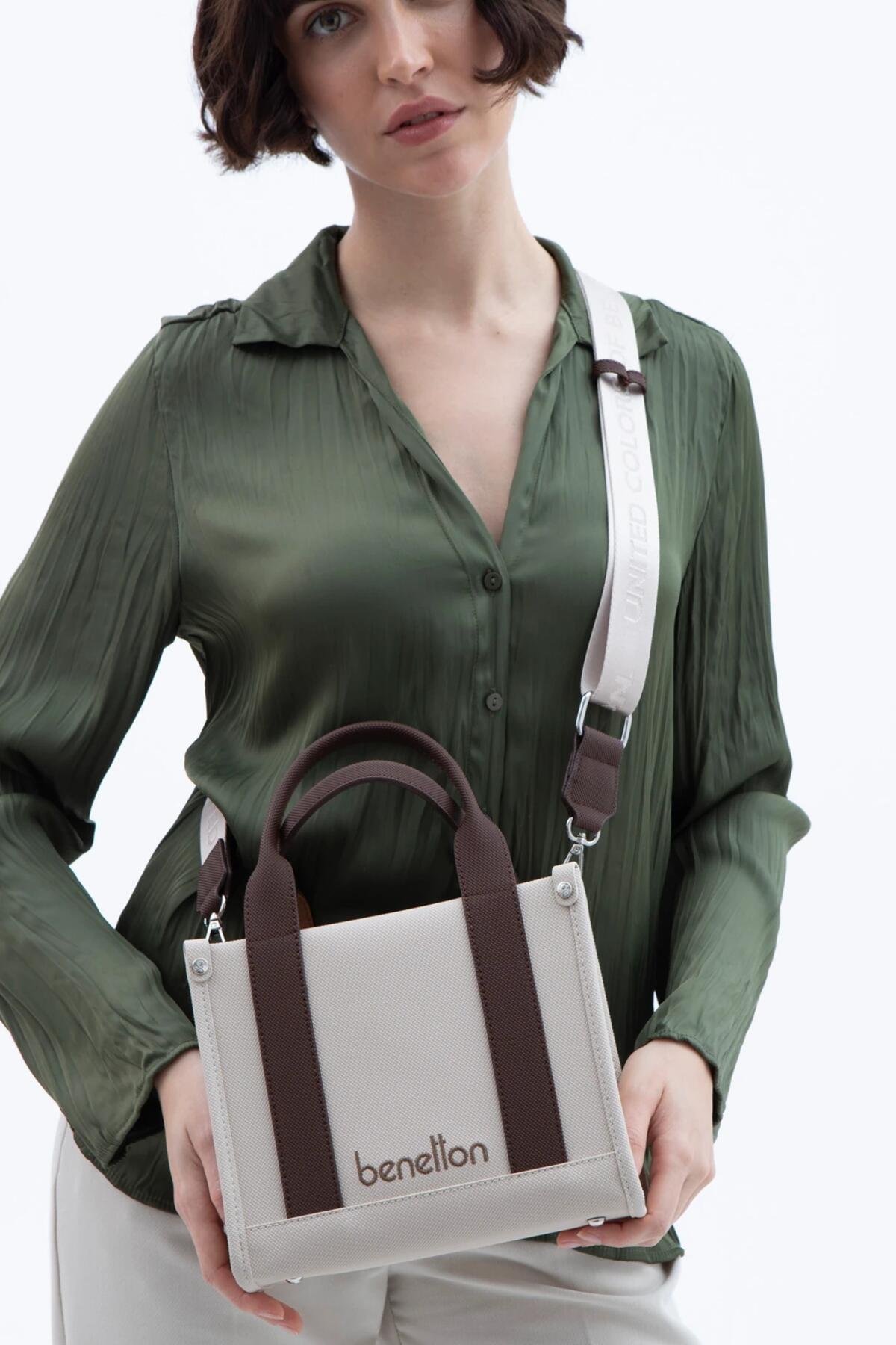 United Colors Of Benetton Kadın Kol Çantası BNT_1620 Bej-Kahve United Colors Of Benetton Kadın Kol Çantası BNT_1620 Bej-Kahve