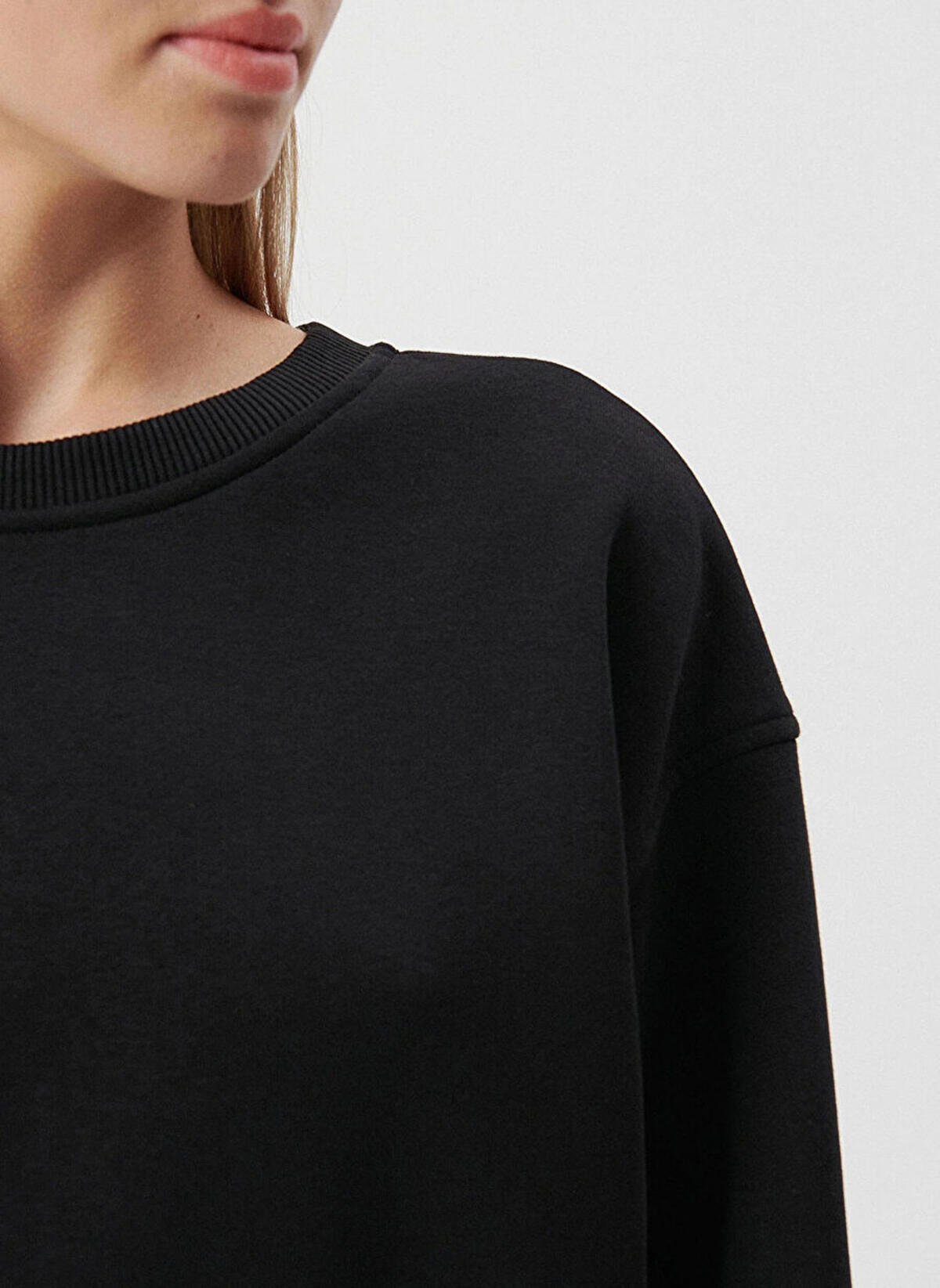 Mavi Sweatshirt M1610198-900 Siyah M
