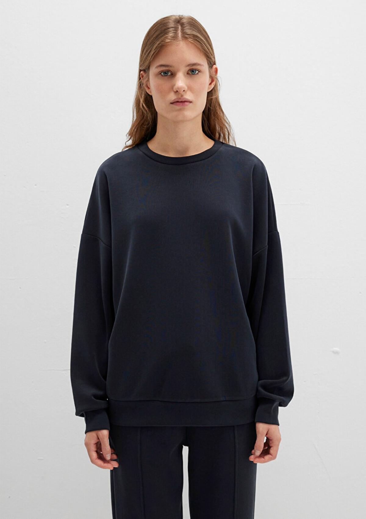 Mavi Sweatshirt M168837-900 Siyah