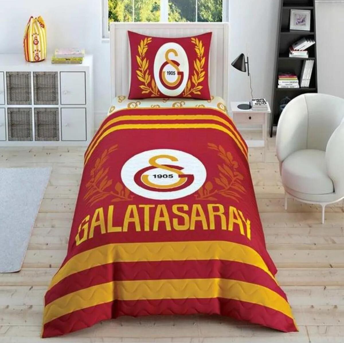 Taç Nevresim Takımı Tek Kişilik Complete Disney Galatasaray Kırmızı