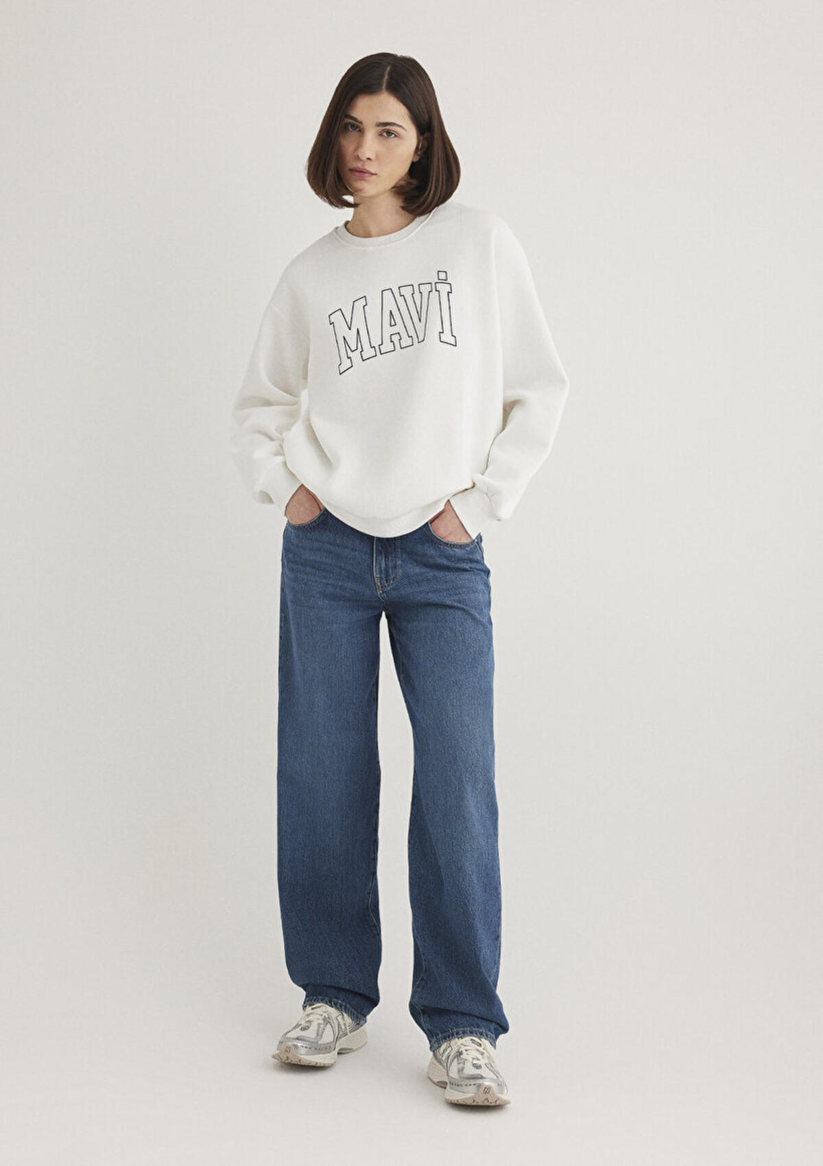 Mavi Sweatshirt M1611192-70057 Kırık Beyaz XS