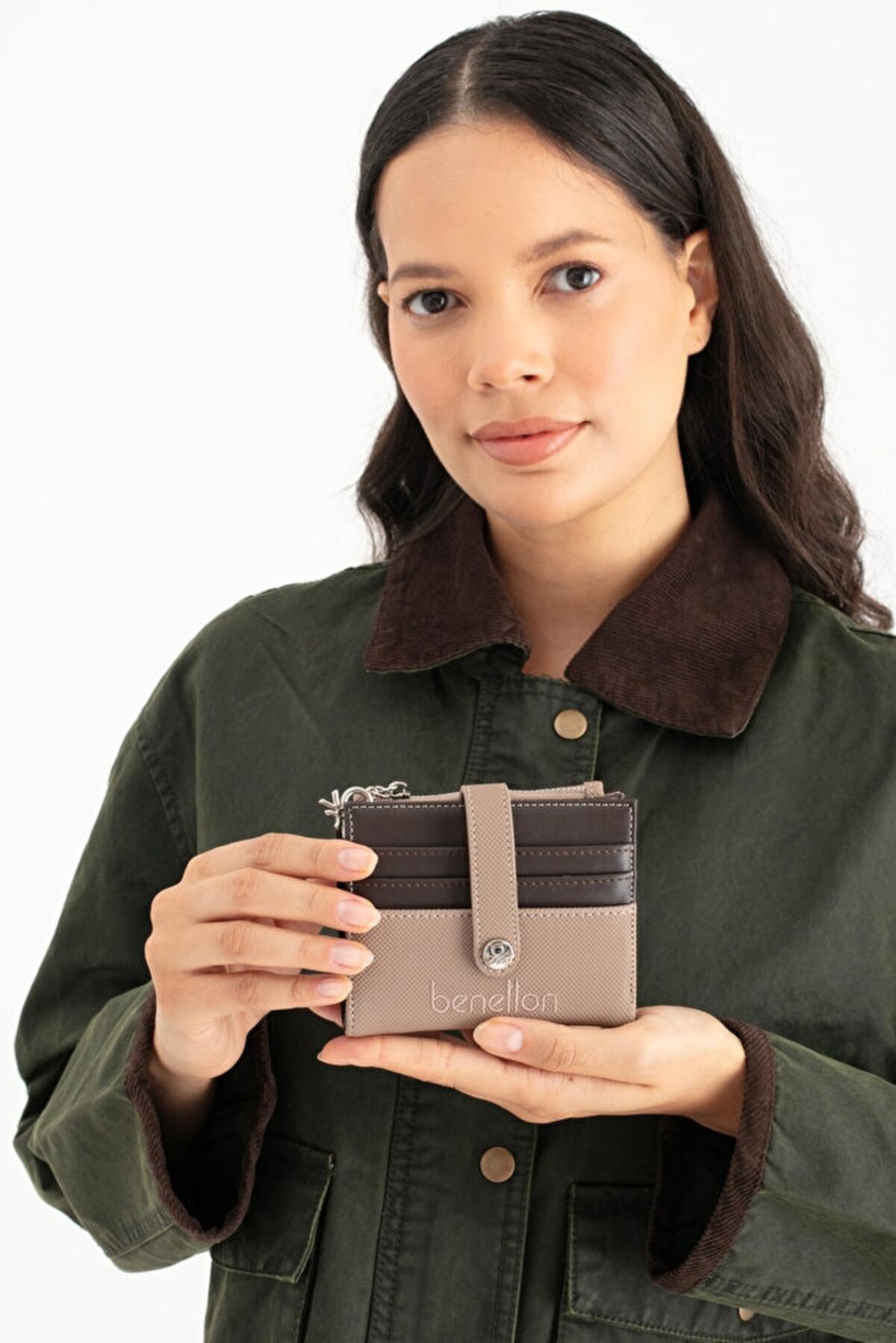 United Colors Of Benetton Kadın Cüzdan BNT_1657 Vizon United Colors Of Benetton Kadın Cüzdan BNT_1657 Vizon