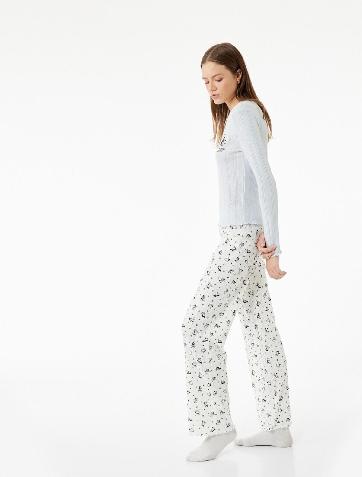 Koton Pijama Takımı 6WLK40155MK Ekru Desenli