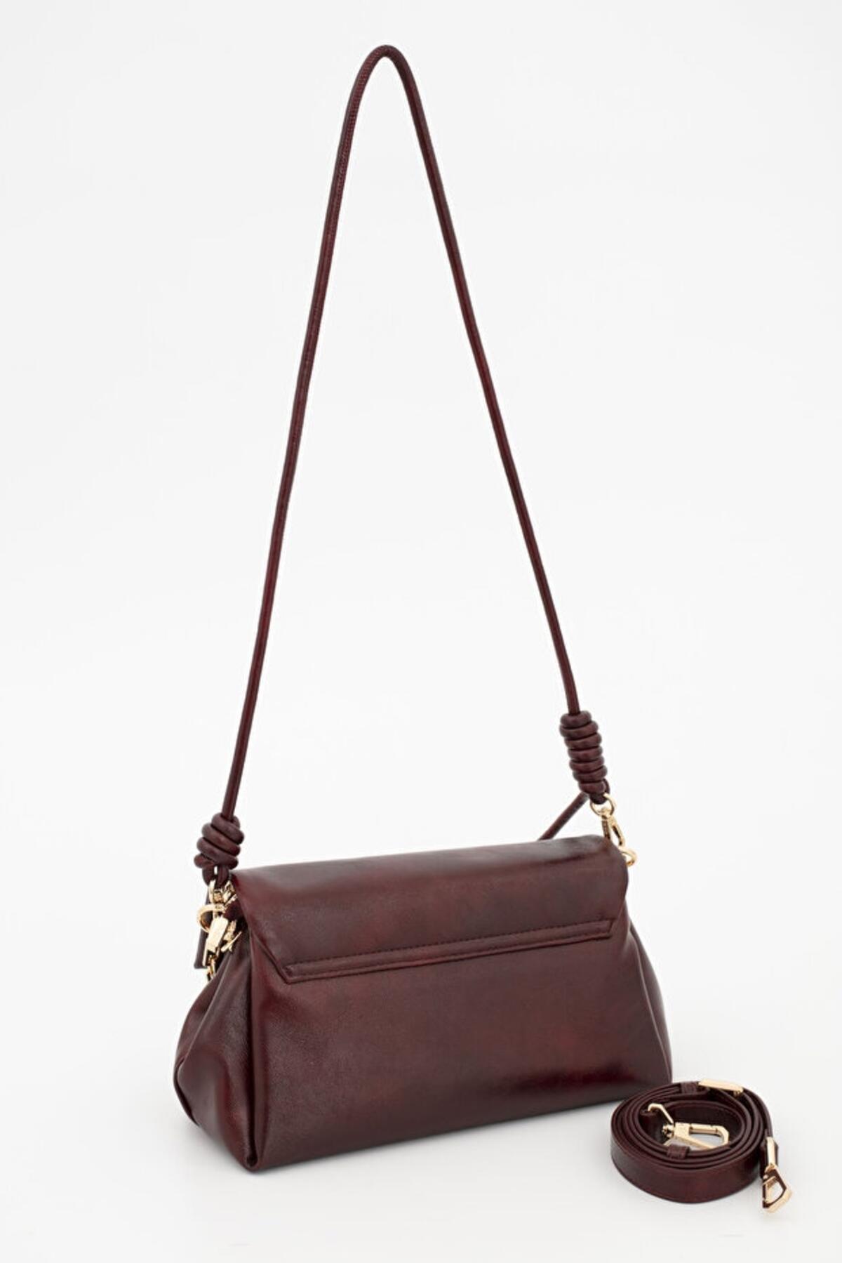 Sisley Kadın Kol Çantası SLY_234 Bordo Sisley Kadın Kol Çantası SLY_234 Bordo