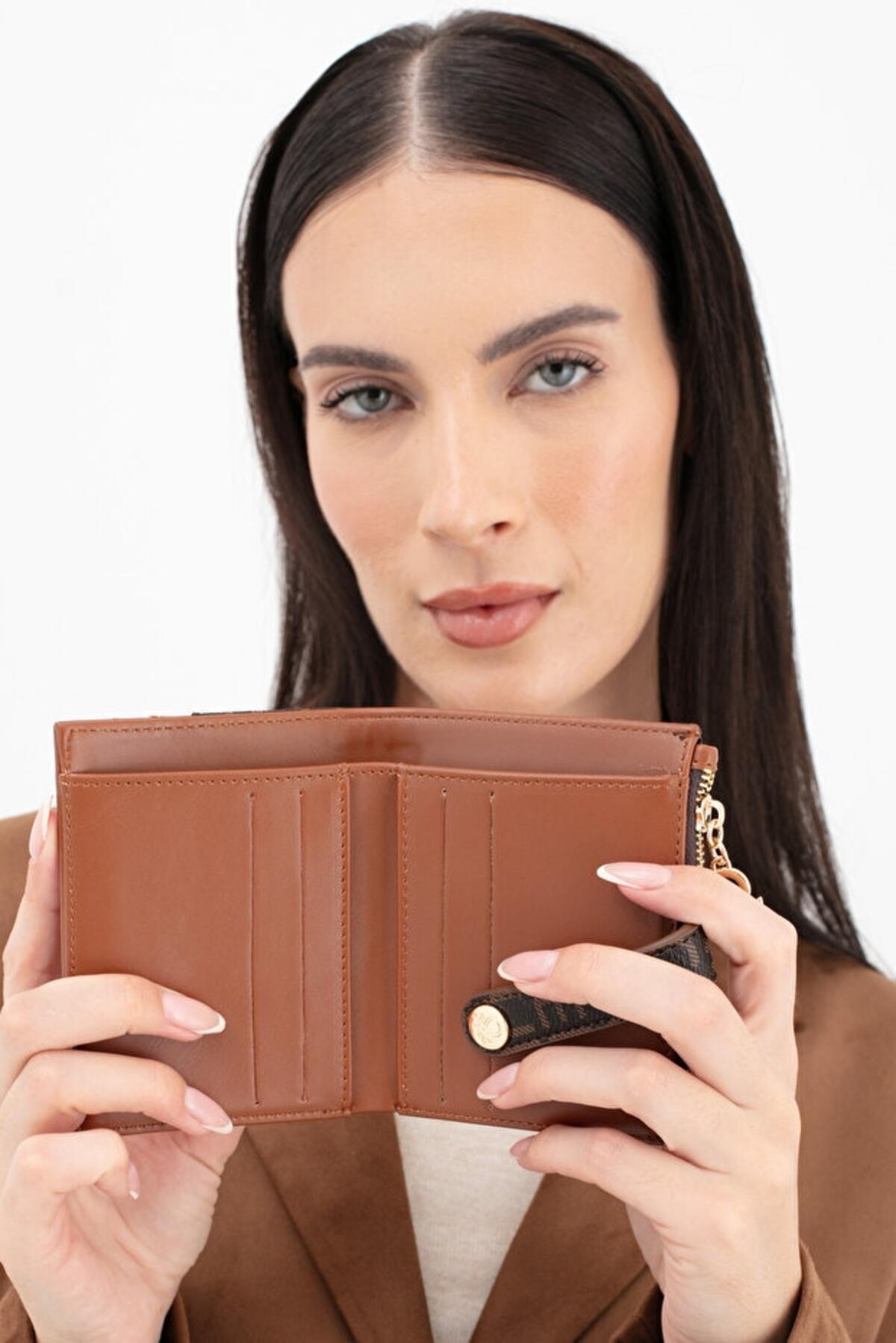 United Colors Of Benetton Kadın Cüzdan BNT_1660 Kahve-Taba United Colors Of Benetton Kadın Cüzdan BNT_1660 Kahve-Taba