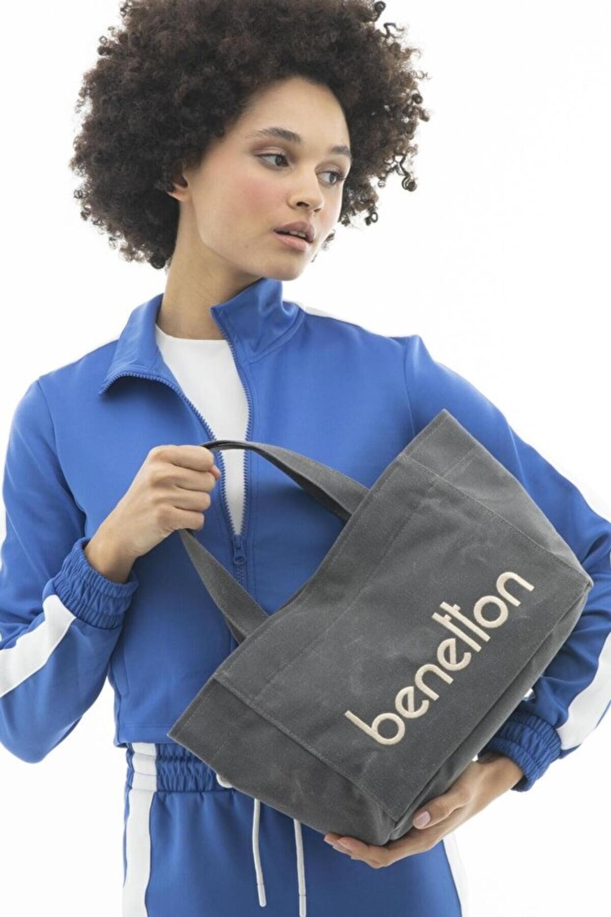 United Colors Of Benetton Kadın El Çantası BNT_1102 Gri United Colors Of Benetton Kadın El Çantası BNT_1102 Gri