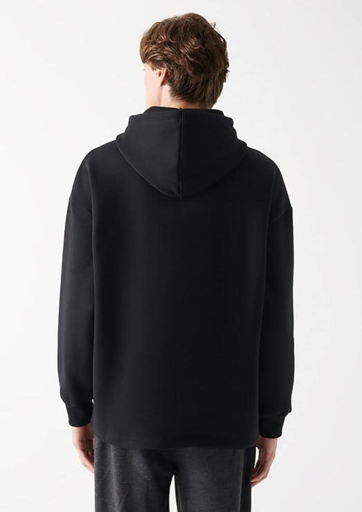 Mavi Sweatshirt M0610971-900 Siyah
