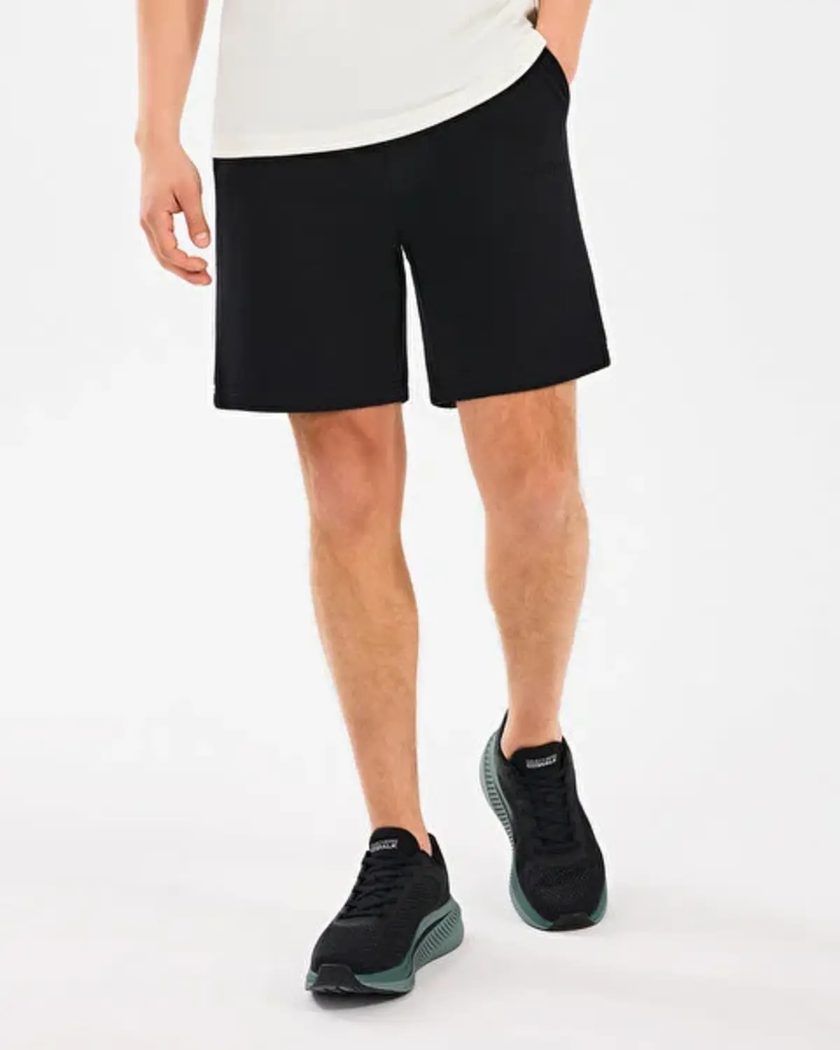 Skechers Essential Sweatshort S2510064-001 Siyah