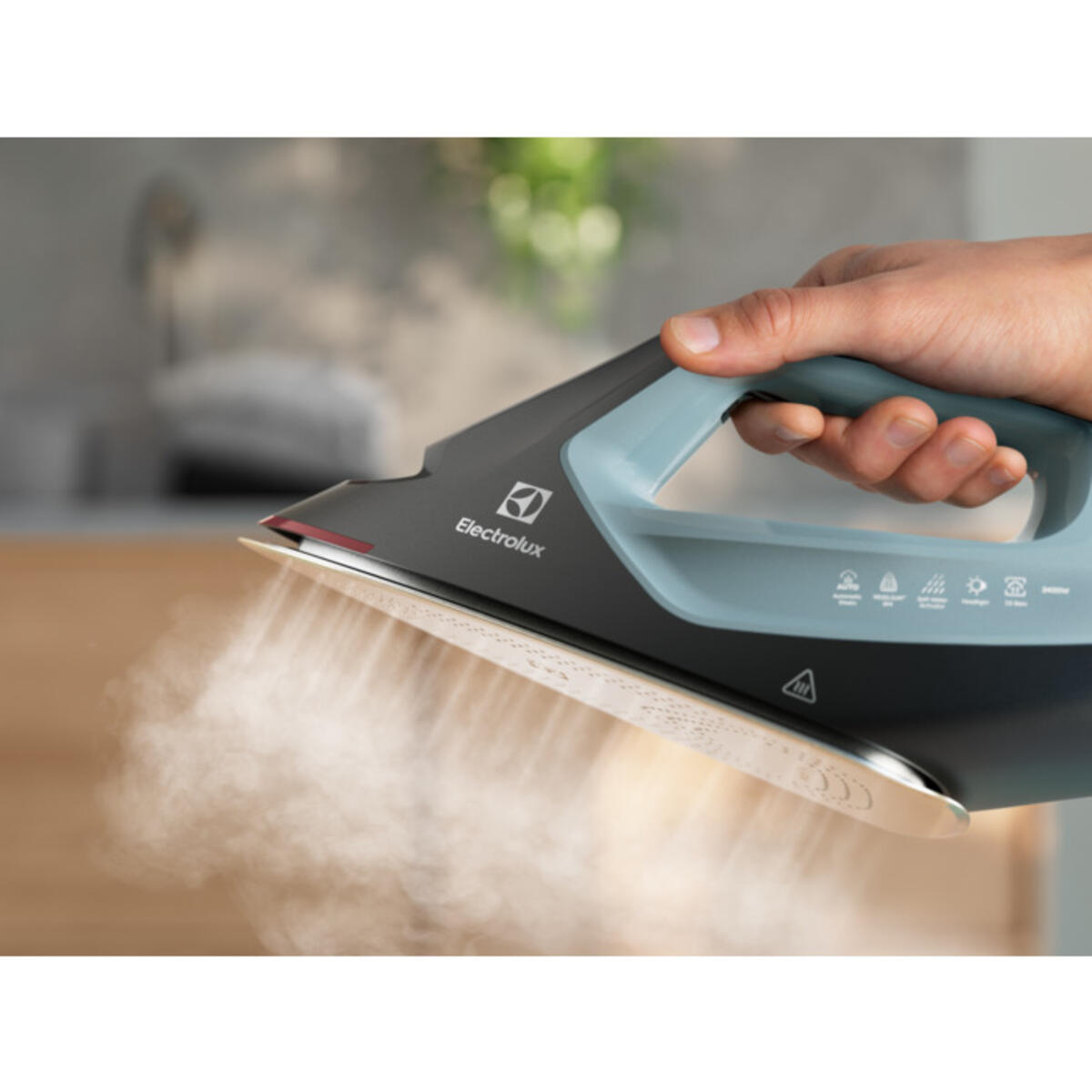 Electrolux Ütü Buharlı Kazanlı Renew E8St2-8og 910003908