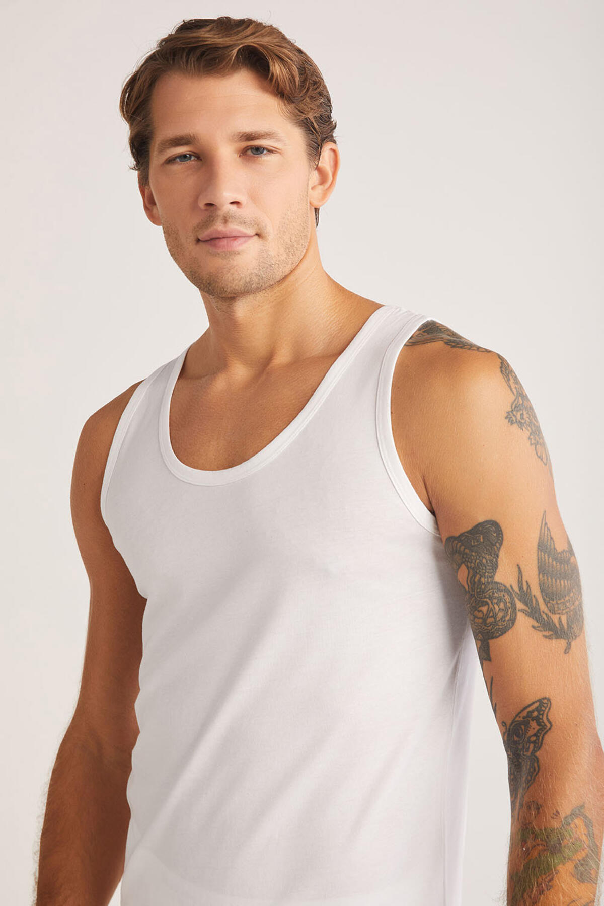 Kom Atlet Henry 2Li 111.002 Beyaz