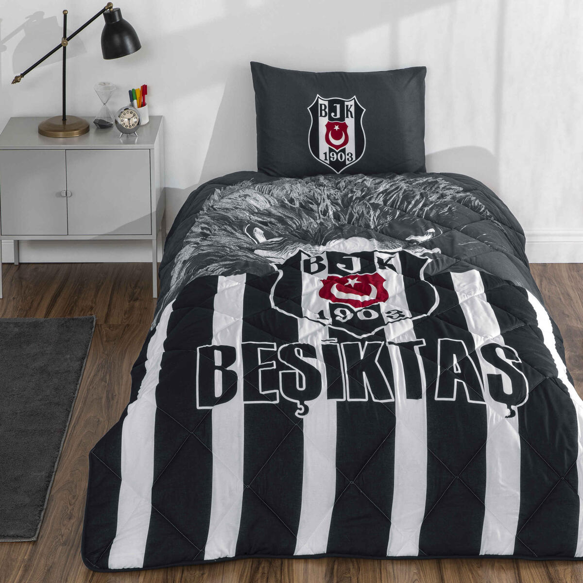 Taç Yorgan Seti Lisanlı Beşiktaş Şanlı Kartal